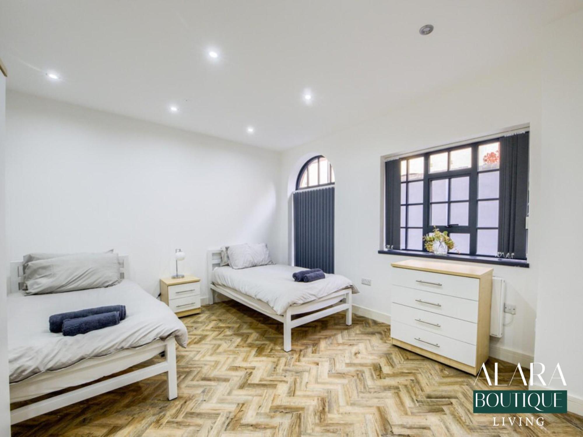 דירות ברמינגהאם 3 Floor Townhouse Luxury Living Alara Boutique מראה חיצוני תמונה